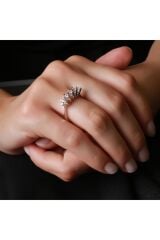 Pırlanta Takoz Tırnak Beştaş Beyaz Altın Yüzük