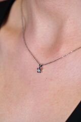 Pırlanta Kalın Tırnak Tektaş Beyaz Altın Kolye